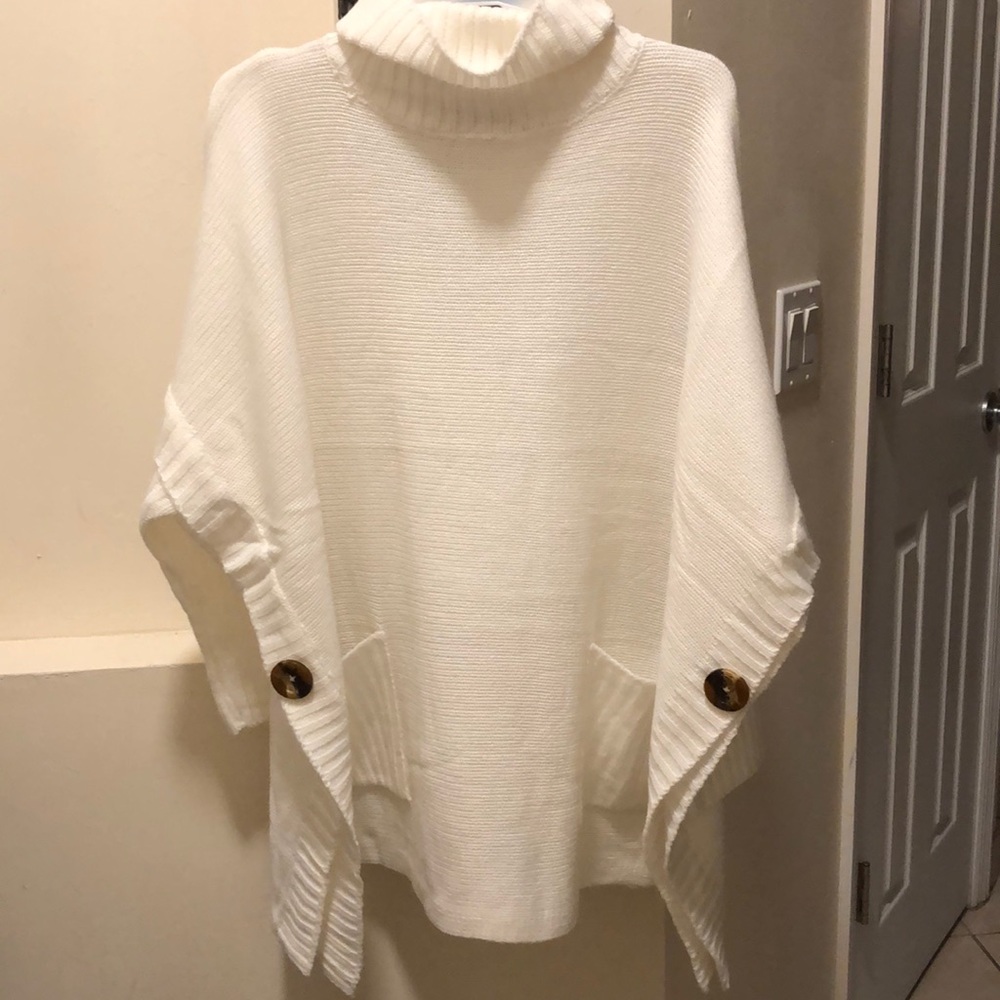 Long sleeve turtle neck sweater